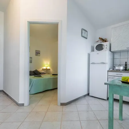 1510 Apartment *